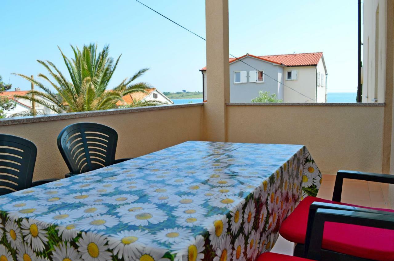 Apartmani Macak II Novalja Dış mekan fotoğraf